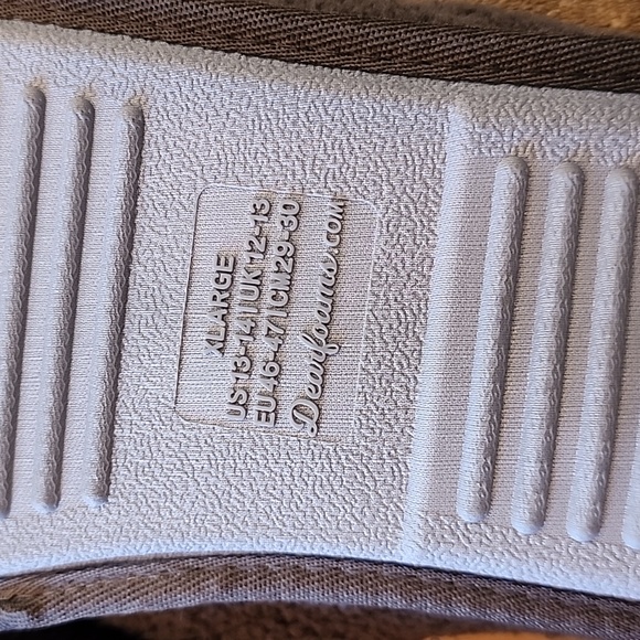 Men's Dearfoams Cozy Comfort Slippers, Beard Season - Picture 7 of 8